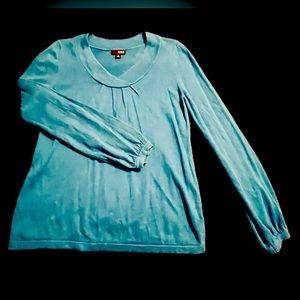 Soft light weight teal sweater
